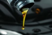 Как отличить поддельное моторное масло методом проверки качества
