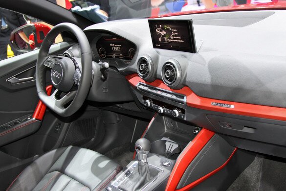 Салон Audi Q2